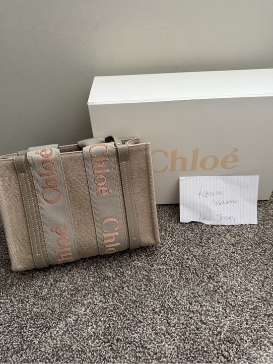 Chloe Handbags - Chloé Small Woody Tote in Vintage Khaki